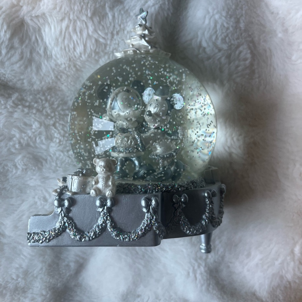 Elegant Silver Holiday Snow Globe Mickey and Minnie Mouse on a piano